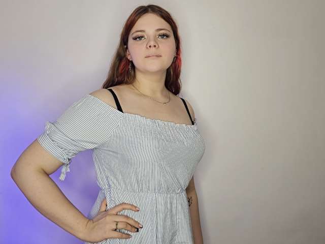 KELLYJUICY free sexy photo