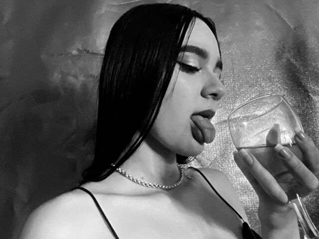 EMYCRUZ free sexy photo