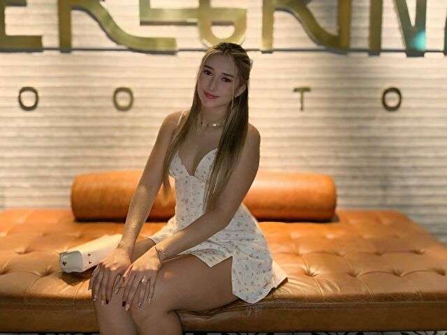 BRITANNY free sexy photo