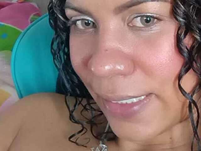 BRUNETEDIRTY free sexy photo