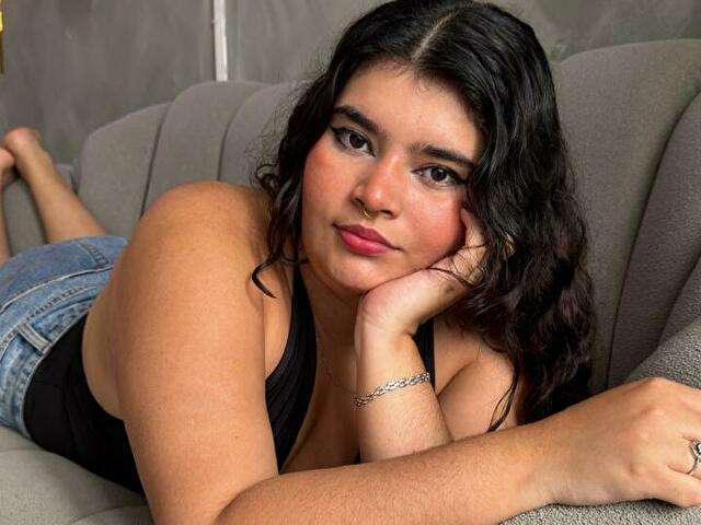 SALOMEEVANZ free sexy photo