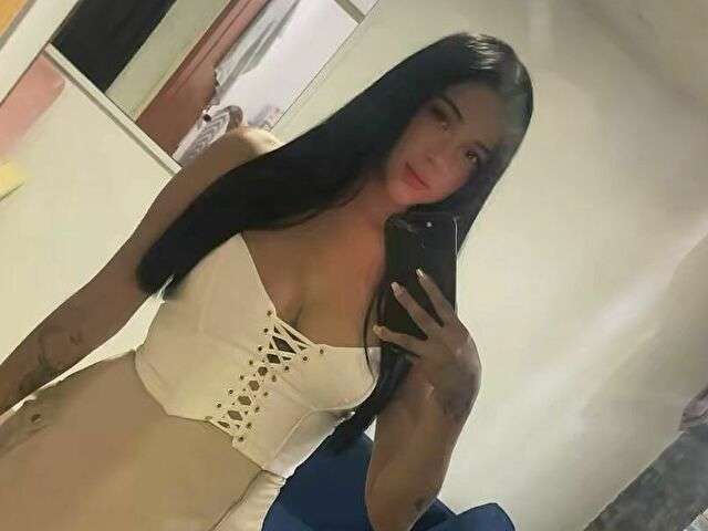 TAYLORSAINZ1 free sexy photo