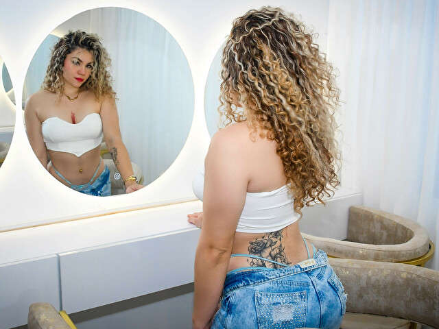 DULCEPINK free sexy photo
