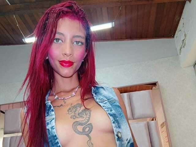 AYLAPRICE free sexy photo