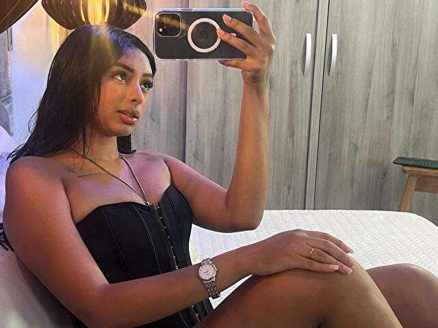 SOPHIAHADI free sexy photo