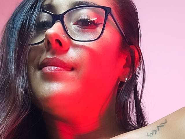 SALMMAMILF free sexy photo