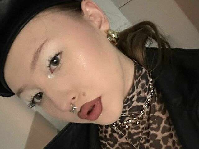 ARIABIGTITS free sexy photo
