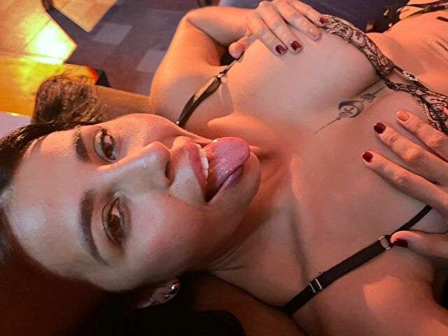 KATALEYAVIL free hard sexy photo