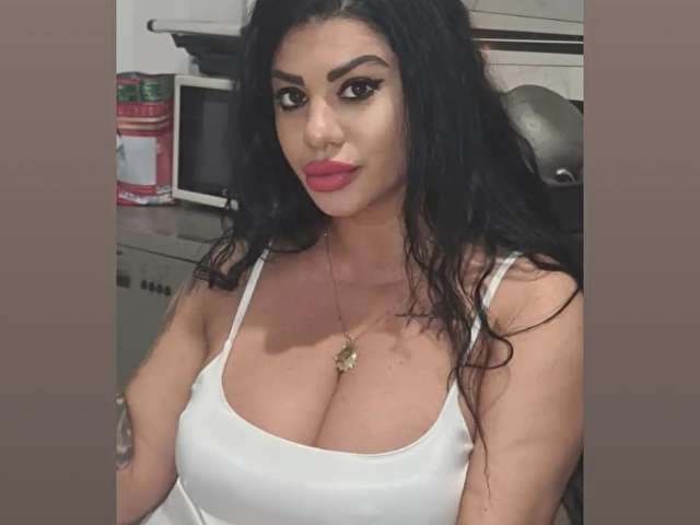 BEAUTYKARLA free sexy photo