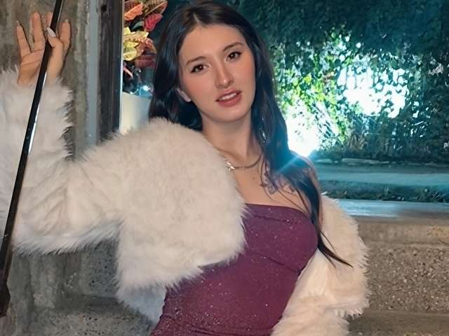 ZOEAVANCINI free sexy photo