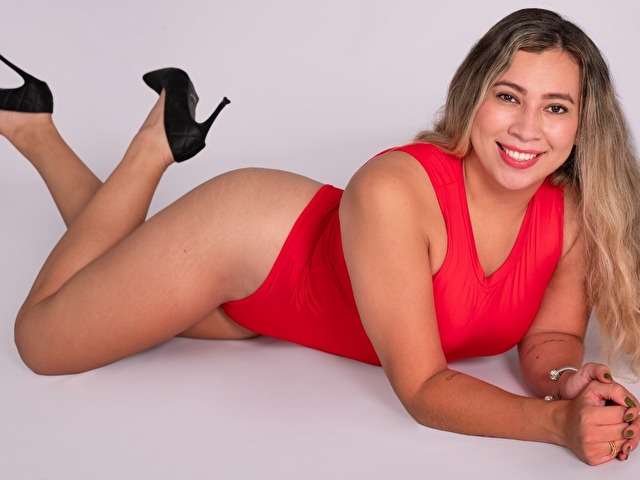 KYLIEGRET free sexy photo