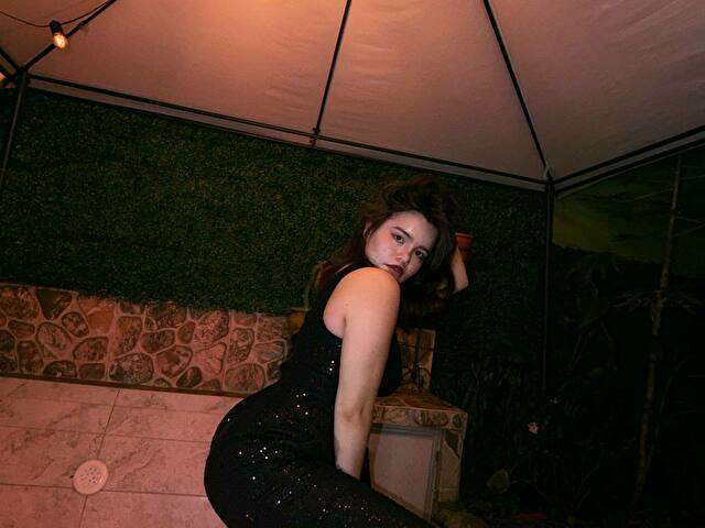 ALEXAMISS19 free sexy photo