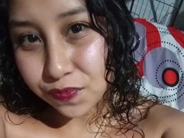 MIAVELVETX1 free sexy photo