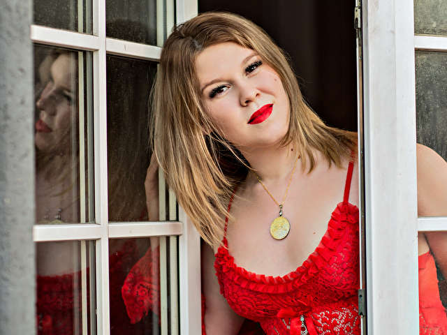 KAROLINAROSE free sexy photo