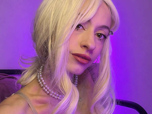 JACQUELINEXX free sexy photo
