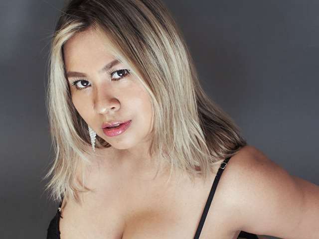 VALERYFRANCO free sexy photo