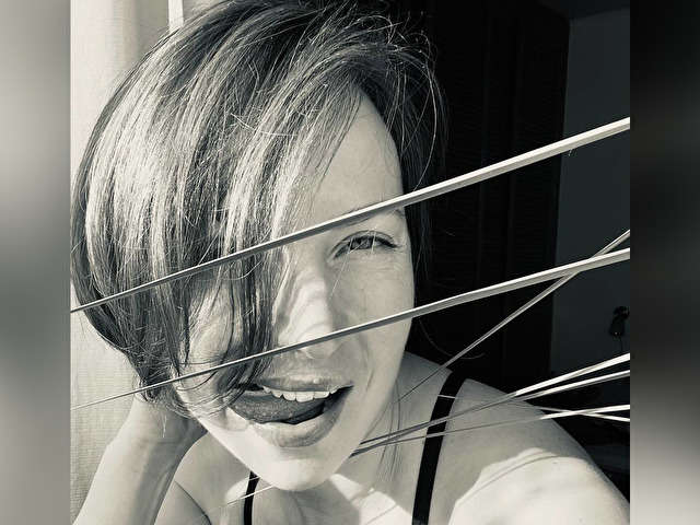 VELVETVIBE free sexy photo