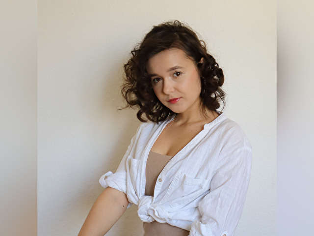 CRYSTALBLOOM free sexy photo