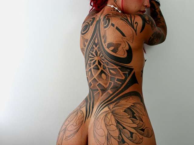 LADYSQUIRT free sexy photo