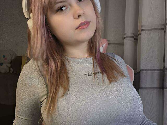 LOVELYKRISTI1 free sexy photo
