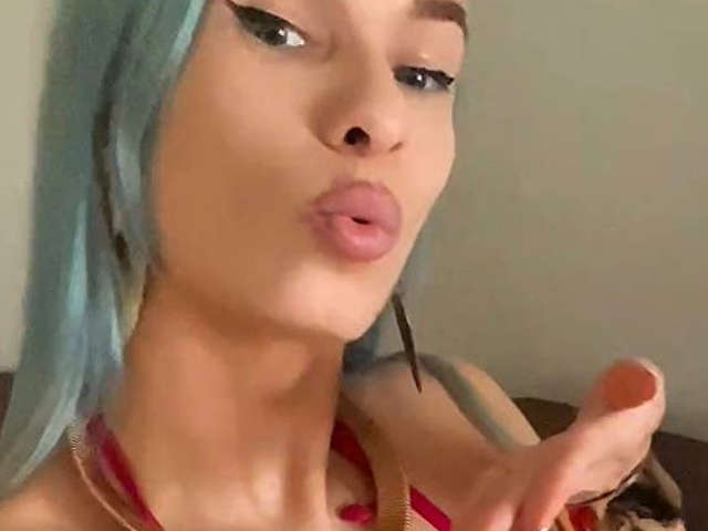 IRISKAWILD free sexy photo