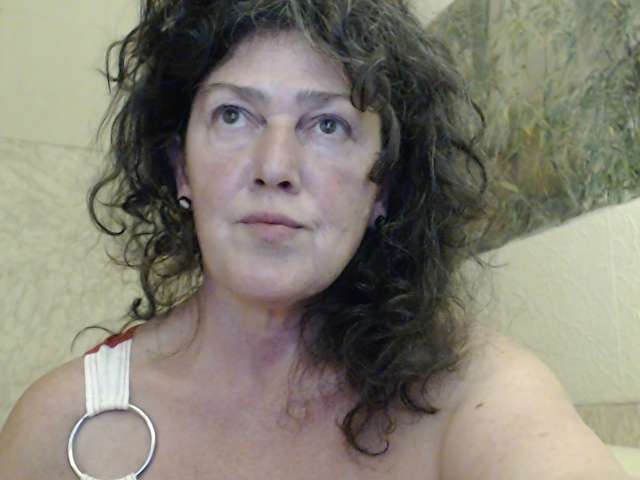 COUGAR33 free sexy photo