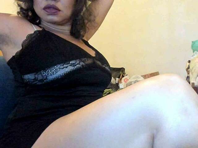 HOTBUSTY free sexy photo